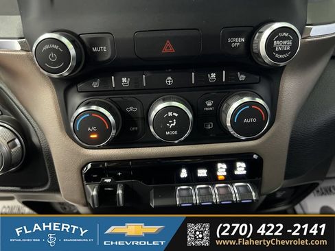 Used 2019 RAM 1500 Laramie AWD/4WD image 29