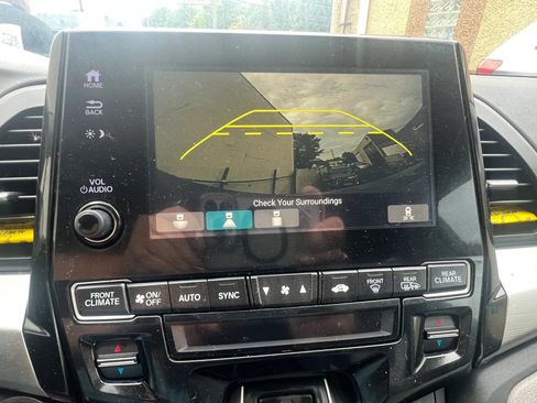 Used 2018 Honda Odyssey EX-L image 24