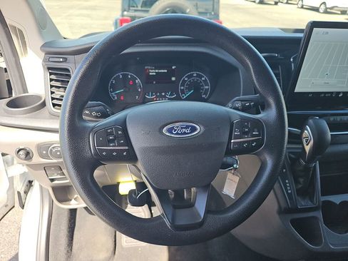 Used 2023 Ford Transit 350 XLT image 10