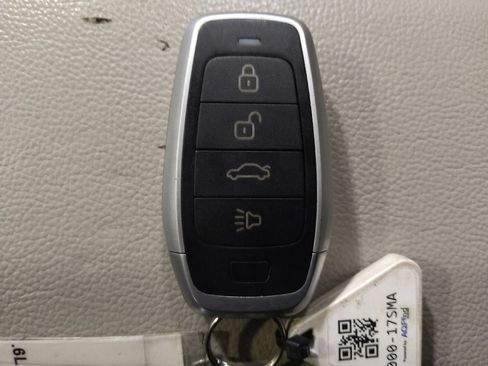 Used 2019 Hyundai Veloster Turbo Ultimate FWD image 32