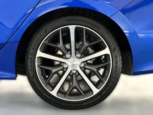 Used 2022 Honda Civic Touring image 11