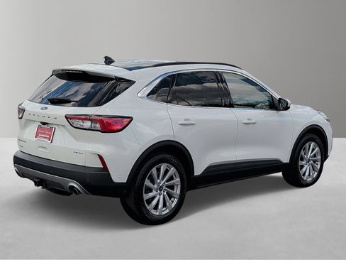 Used 2022 Ford Escape Titanium w/ Titanium Elite Package AWD/4WD image 4