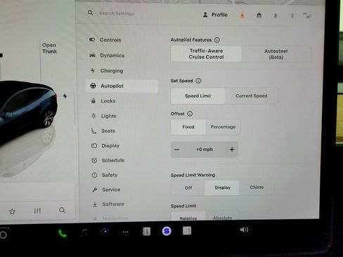 Used 2024 Tesla Model Y Long Range AWD/4WD image 20