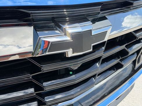 Used 2025 Chevrolet Equinox ACTIV w/ Safety and Technology Package image 34