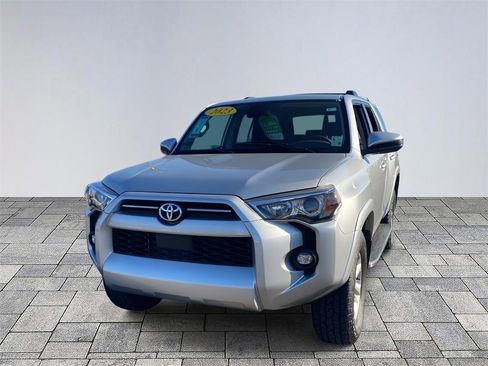 Used 2023 Toyota 4Runner SR5 image 3