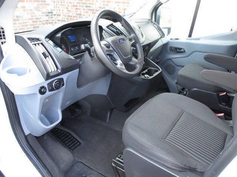 Used 2018 Ford Transit 150 XL RWD image 16