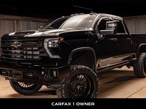 Used 2024 Chevrolet Silverado 2500 High Country w/ High Country Premium Package image 5