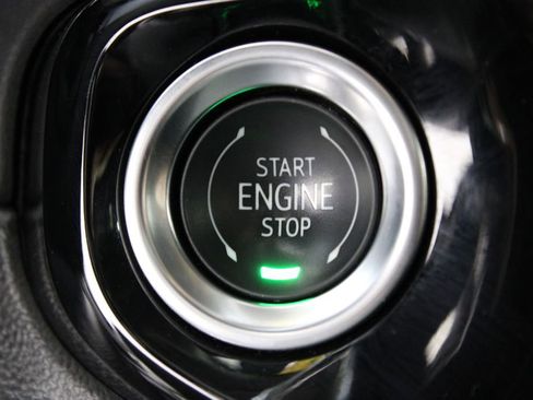 Used 2025 GMC Sierra 1500 SLT image 44