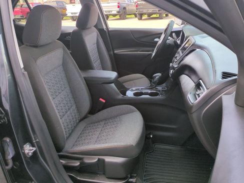 Used 2023 Chevrolet Equinox LT image 27