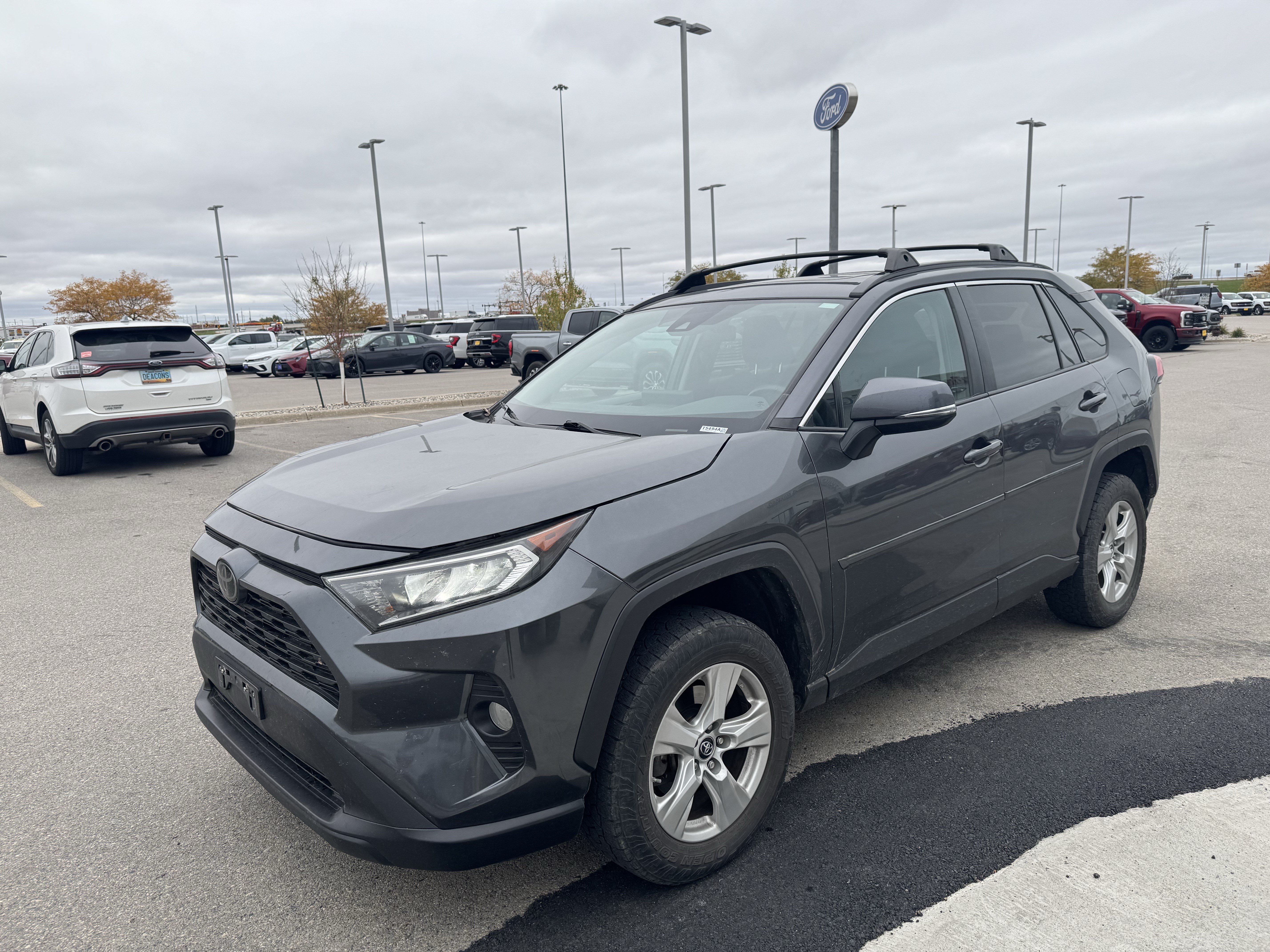 Used 2019 Toyota RAV4 XLE w/ All Weather Liner Package AWD/4WD image 3
