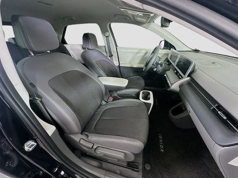 Used 2024 Hyundai Ioniq 5 SEL RWD image 31