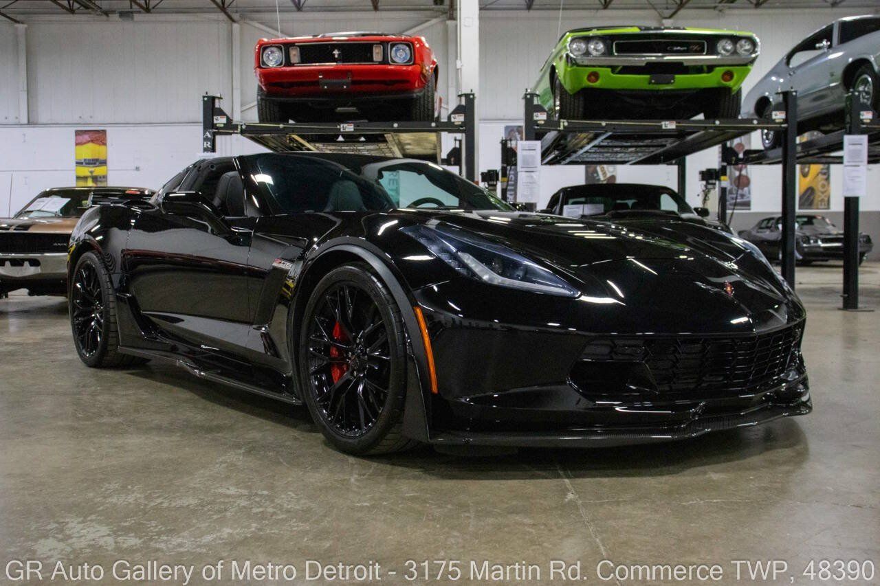 Used 2016 Chevrolet Corvette Z06 w/ 3LZ Preferred Equipment Group RWD image 11