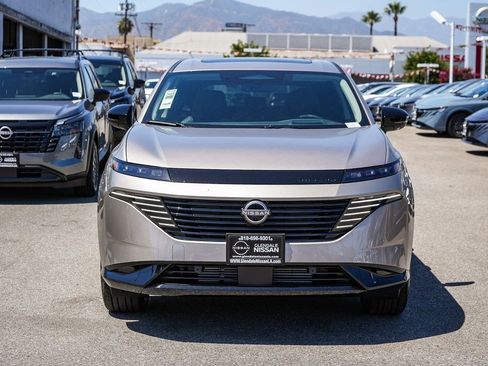New 2026 Nissan Murano Platinum w/ Cargo Package AWD/4WD image 2
