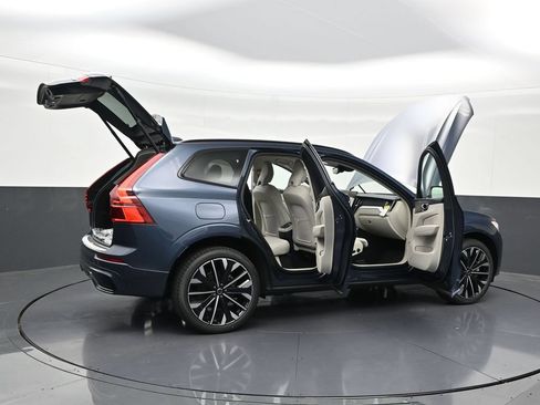 Used 2026 Volvo XC60 B5 Ultra w/ Protection Package Premier AWD/4WD image 30