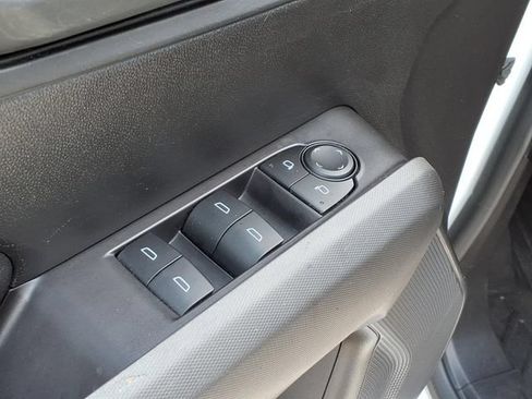 Used 2023 Chevrolet Colorado W/T AWD/4WD image 19