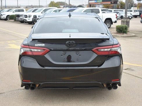 Used 2022 Toyota Camry XSE image 6