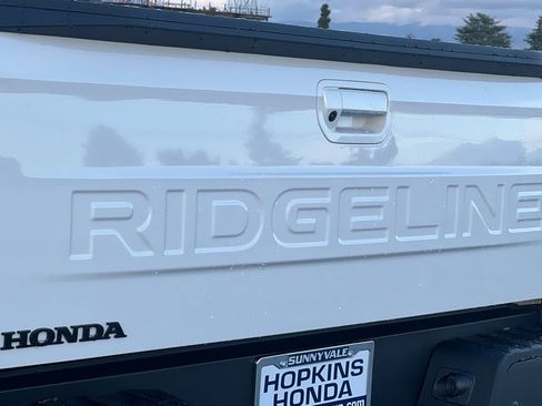 New 2026 Honda Ridgeline Black Edition image 6
