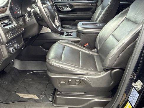 Used 2021 Chevrolet Tahoe Z71 w/ Rear Media and Nav Package image 9