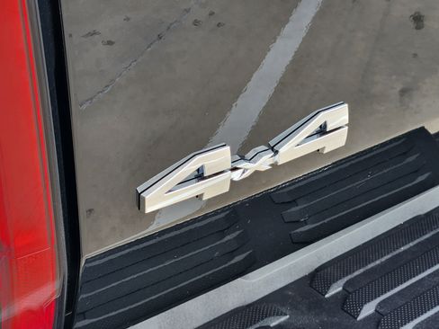 Used 2024 Toyota Tundra Limited image 9