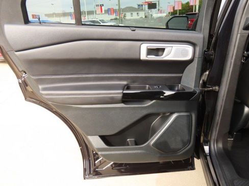 Certified 2023 Ford Explorer ST w/ Equipment Group 401A image 18