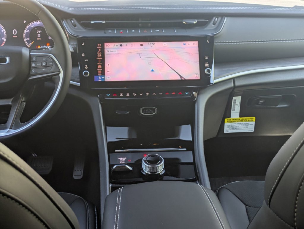 New 2026 Jeep Grand Cherokee Altitude AWD/4WD image 27