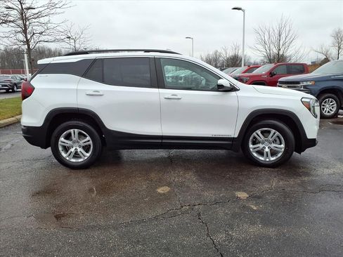 Certified 2022 GMC Terrain SLE w/ Driver Convenience Package image 29