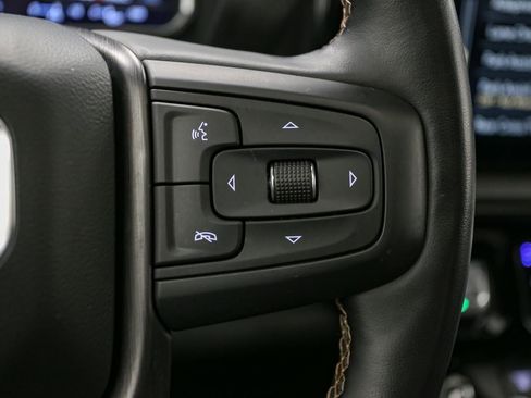 Used 2024 GMC Sierra 2500 AT4 w/ Technology Package AWD/4WD image 40