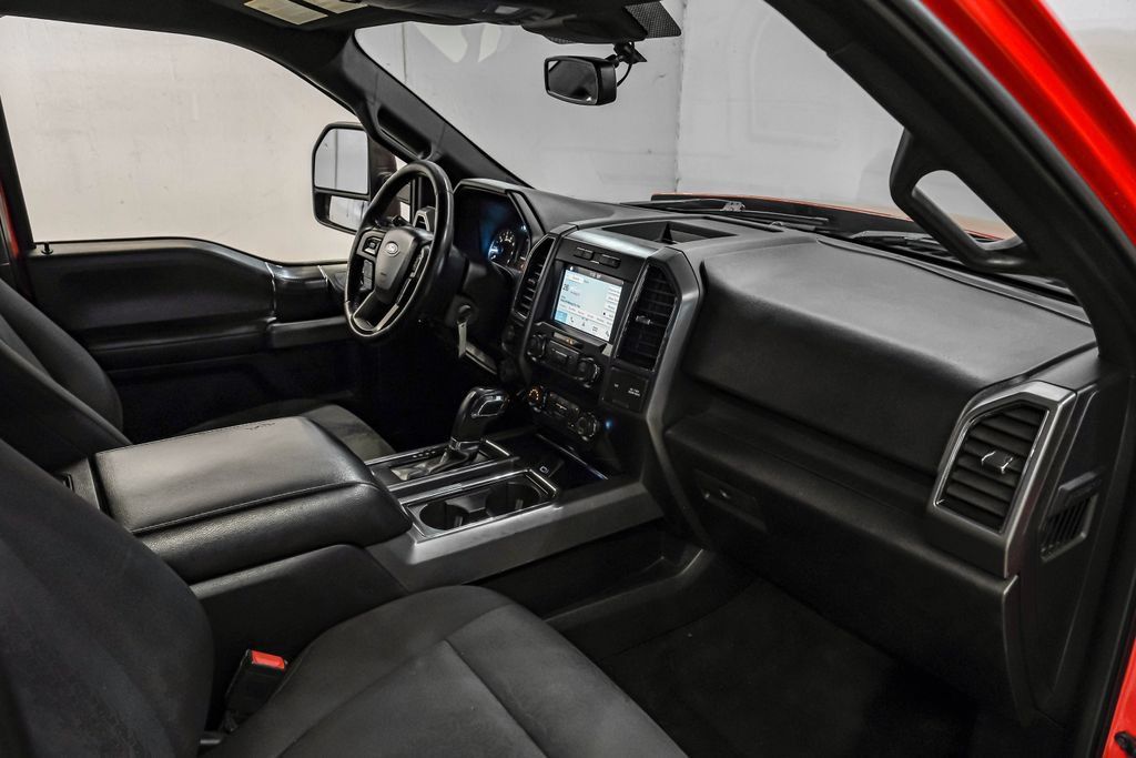 Used 2019 Ford F150 XLT w/ Equipment Group 302A Luxury AWD/4WD image 18