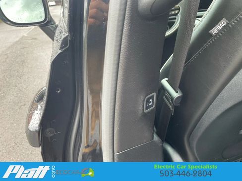 Used 2019 Chrysler Pacifica Limited w/ Advanced Safetytec Group image 43