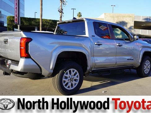 New 2026 Toyota Tacoma SR5 image 3