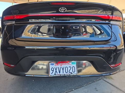 Used 2026 Toyota Prius XLE FWD image 33