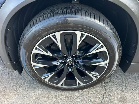 Used 2024 MAZDA CX-90 Plug-In Hybrid w/ Premium Plus AWD/4WD image 12