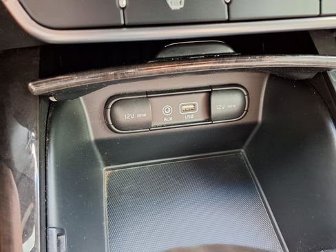 Used 2017 Kia Sorento EX w/ EX Advanced Touring Package image 9