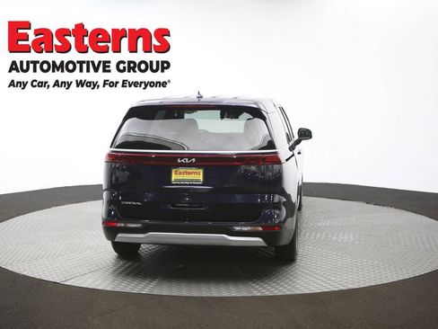 Used 2024 Kia Carnival LX image 40