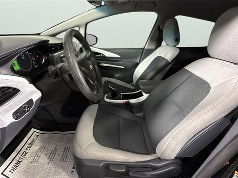 Used 2020 Chevrolet Bolt LT image 17
