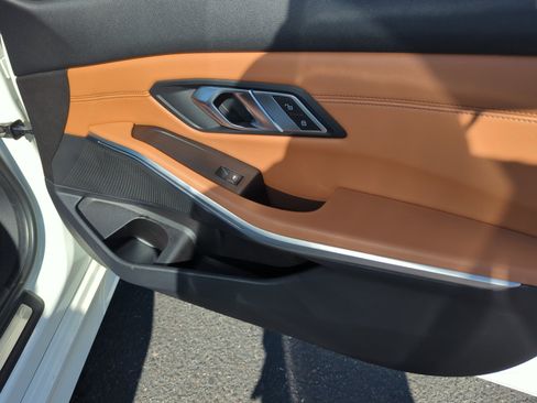 Used 2020 BMW 330i Sedan w/ Driving Assistance Package image 16