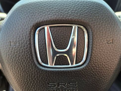 Used 2023 Honda HR-V LX image 31