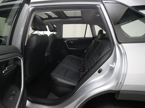 Used 2019 Toyota RAV4 Limited AWD/4WD image 16