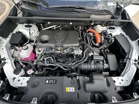 Used 2023 Toyota RAV4 XLE Premium AWD/4WD image 35