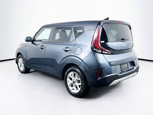 Used 2025 Kia Soul LX w/ LX Technology Package image 5