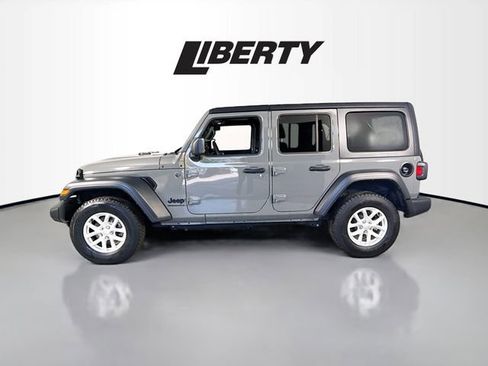 Used 2023 Jeep Wrangler Sport S image 4