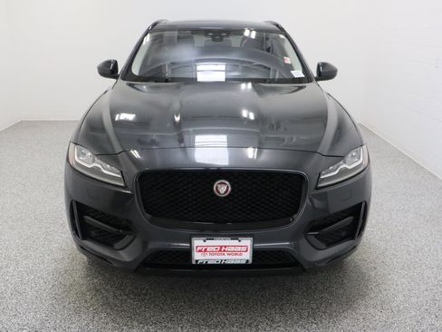 Used 2018 Jaguar F-PACE R-Sport AWD/4WD image 3