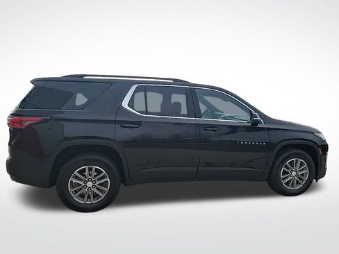 Used 2023 Chevrolet Traverse LT image 7
