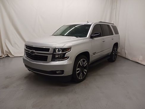 Used 2019 Chevrolet Tahoe Premier w/ RST 6.2L Performance Edition AWD/4WD image 2