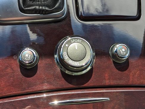 Used 2013 INFINITI M56 x w/ Sport Pkg image 23