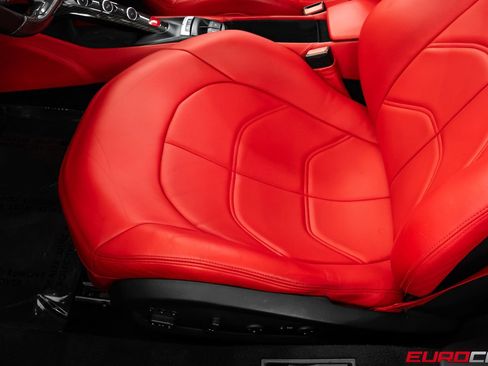 Used 2018 Ferrari 488 Spider RWD image 44