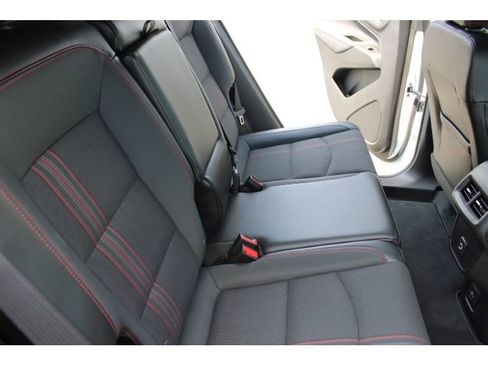 Used 2024 Chevrolet Equinox RS image 28