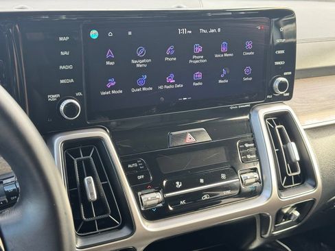 Used 2022 Kia Sorento EX w/ Panoramic Sunroof Package image 32