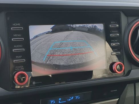 Used 2021 Toyota Tacoma SR image 18