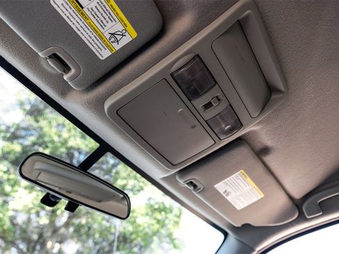 Used 2019 Nissan Frontier S image 24